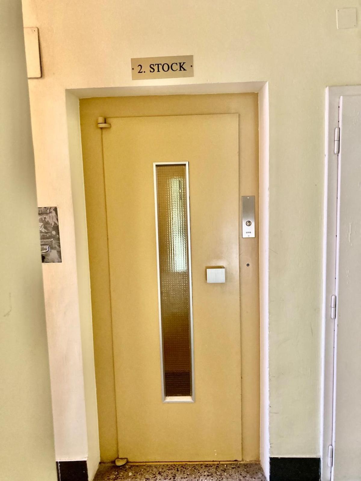 Med Uni *