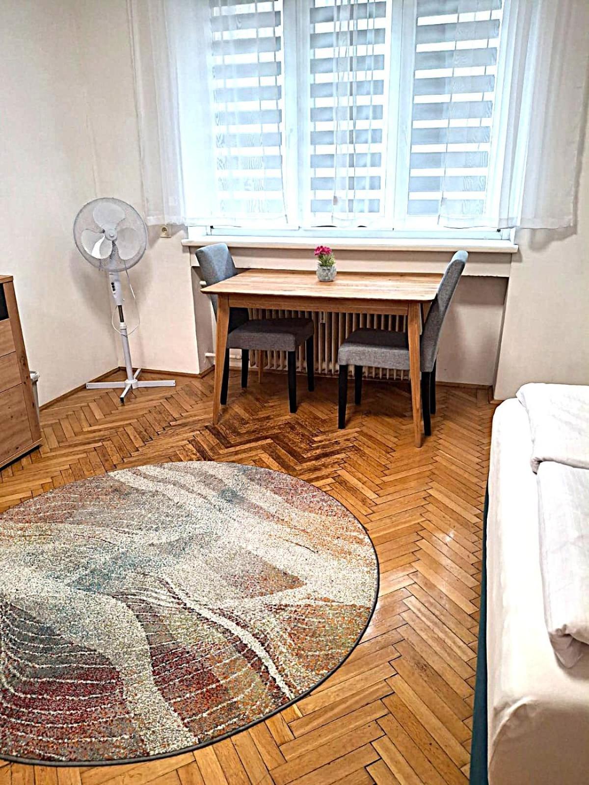 Med Uni Apartment